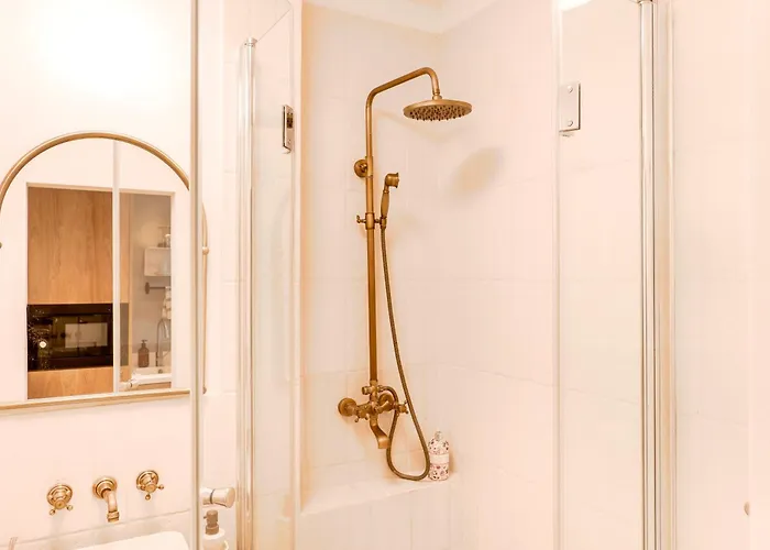 Utulne Blizko Centra - No Smoking Apartment Bratislava